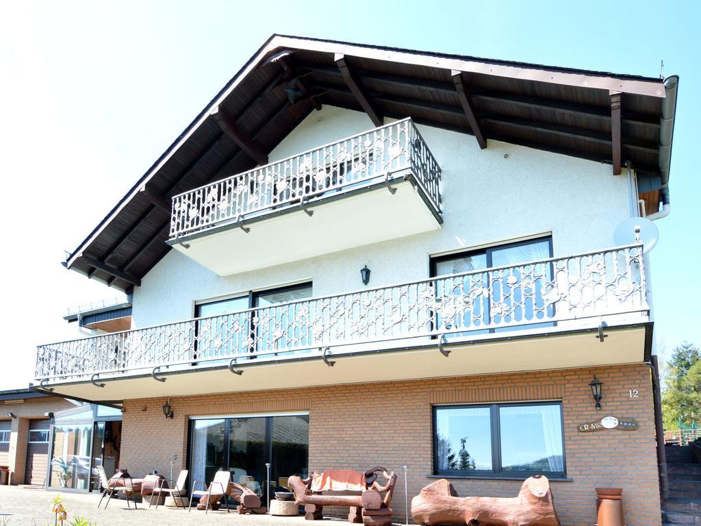 Apartment In Eifel With Children S Playground Lirstal Ngoại thất bức ảnh